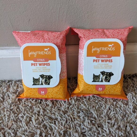 Furry Friends NWT Pet Wipes (Citrus) - 2 Packs - Picture 1 of 2